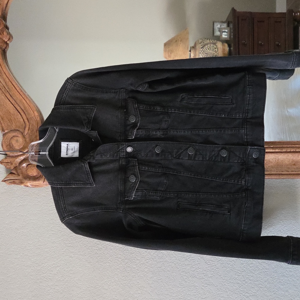 NEW Classic Black Denim Jacket